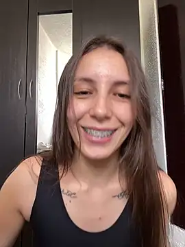 Snapshot of paula_miler1 chatting on 05.26.26 paula miler1 online show from 05.26.26