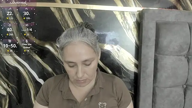 mature gold online show from 10.13.25