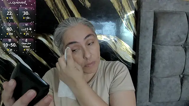 mature gold online show from 11.13.25