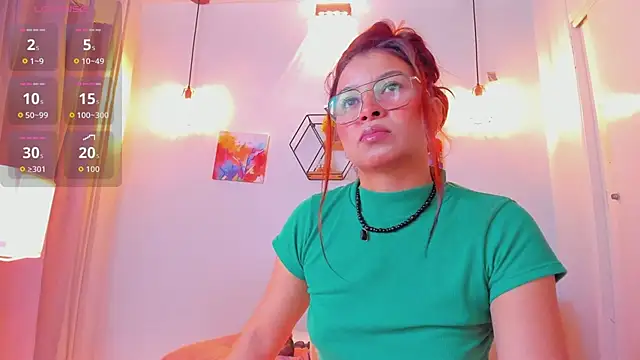 Snapshot of Karlaliones69 chatting on 02.13.26 Karlaliones69 online show from 02.13.26