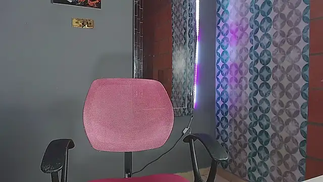 briamhoconor xh online show from 04.15.26