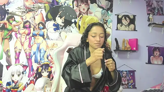 Kylie Moan online show from 09.17.25