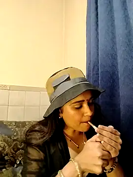 cute indianxo online show from 04.17.26