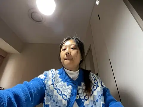 Snapshot of xena0501 chatting on 11.08.25 xena0501 online show from 11.08.25