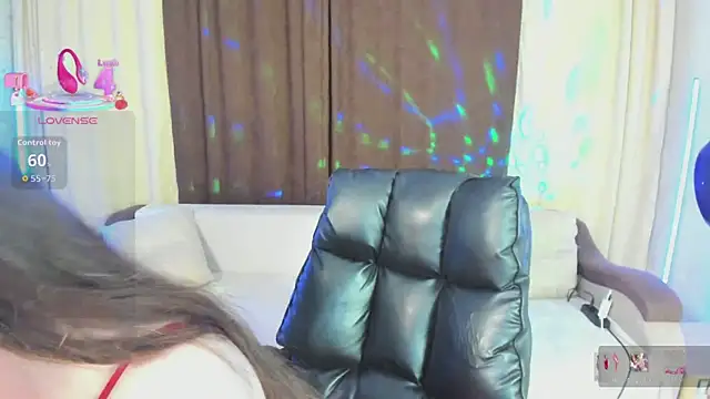 Snapshot of _Shy_Jenny_ chatting on 07.04.26 Shy Jenny online show from 07.04.26