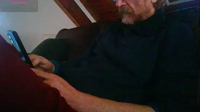 Snapshot of Vrenico-SC chatting on 02.17.26 Vrenico-SC online show from 02.17.26