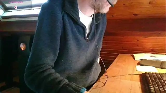 Snapshot of Vrenico-SC chatting on 02.19.26 Vrenico-SC online show from 02.19.26