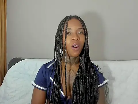 Pauline Fox online show from 09.29.25