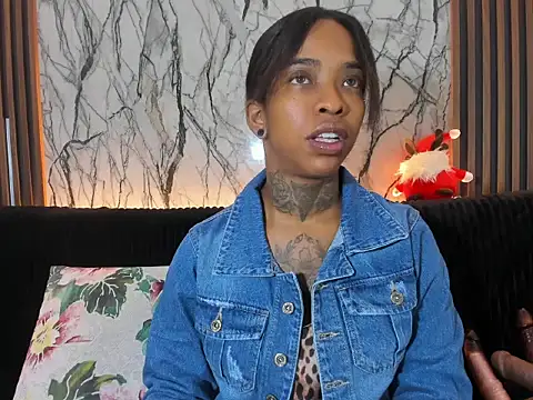 Pauline Fox online show from 12.14.25