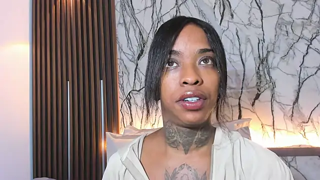 Pauline Fox online show from 02.25.26