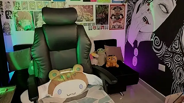 Yuhwan  online show from 02.18.26