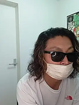 specialz0831 online show from 10.27.25