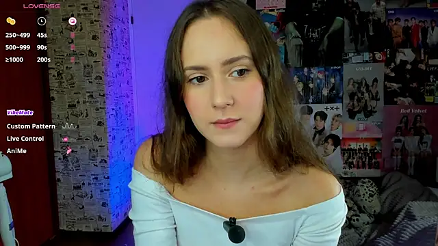 LucyRose3 online show from 09.09.25