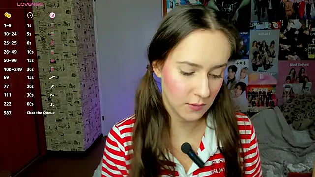 LucyRose3 online show from 10.01.25