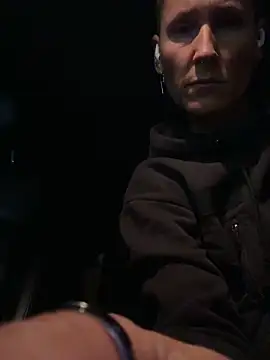 SwingWingWomanSweden online show from 10.30.25