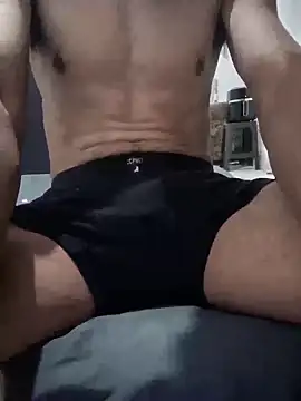 Snapshot of Yucsingl1 chatting on 04.07.26 Yucsingl1 online show from 04.07.26