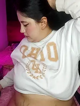 kittenFreyja  online show from 12.20.25