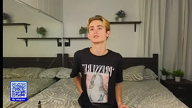 tommy XXX online show from 10.11.25