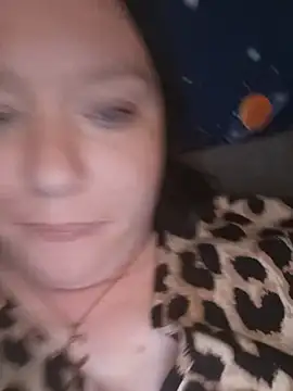 Snapshot of Feuchtekitty92@xh chatting on 10.18.25 Feuchtekitty92xh online show from 10.18.25