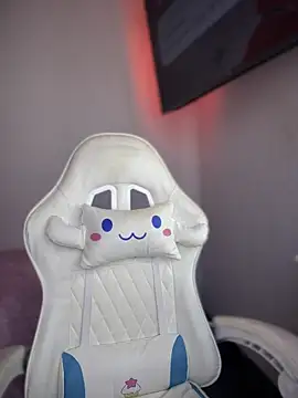 isabela l online show from 09.21.25