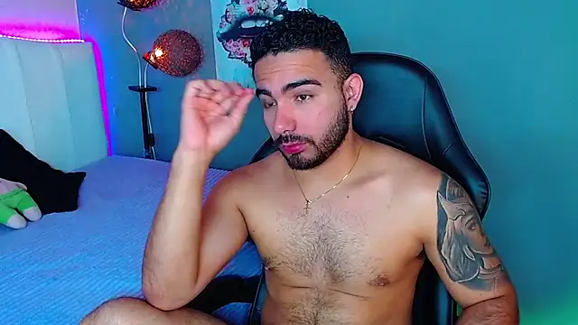 Snapshot of adamhairy chatting on 07.06.26 adamhairy online show from 07.06.26