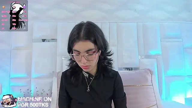 Im Molly Angel online show from 01.10.26