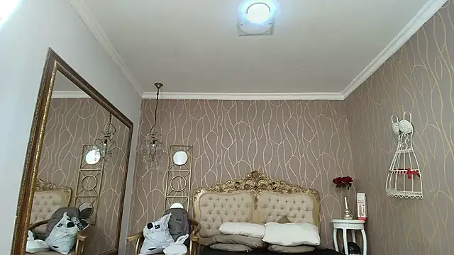 Snapshot of katybrownss chatting on 10.09.25 katybrownss online show from 10.09.25