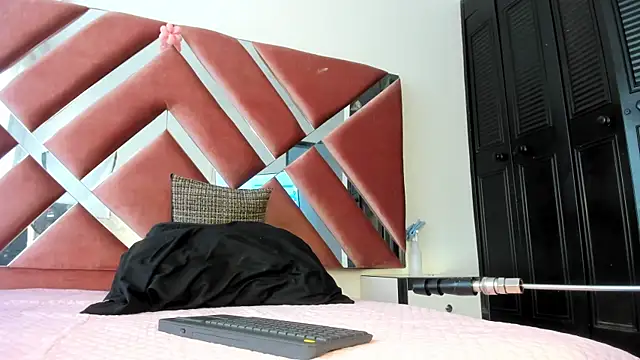 Snapshot of _jasmine_blush chatting on 04.06.26 jasmine blush online show from 04.06.26