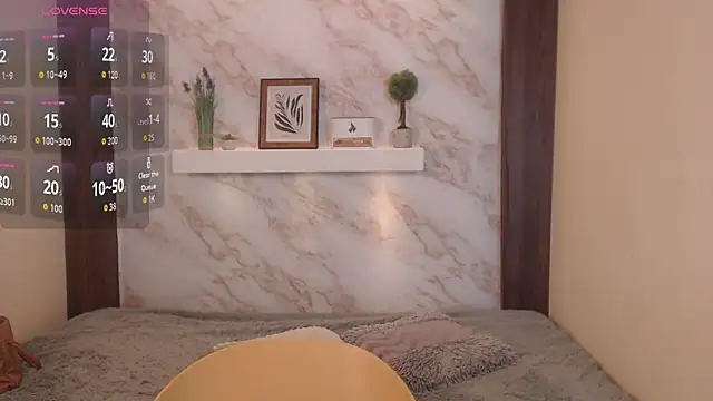 Dakotaferreti online show from 11.04.25