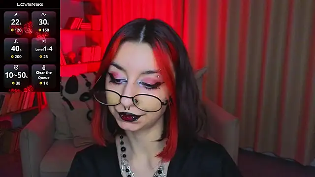 Snapshot of Mistress__Marcelline chatting on 02.02.26 Mistress Marcelline online show from 02.02.26