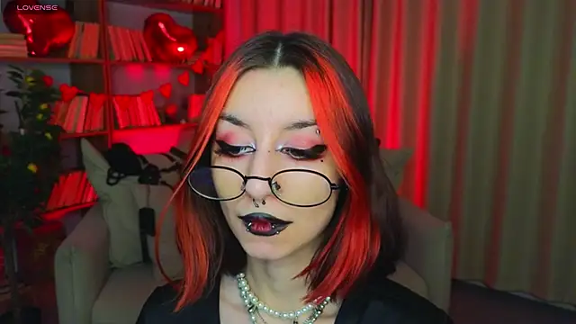 Snapshot of Mistress__Marcelline chatting on 02.09.26 Mistress Marcelline online show from 02.09.26