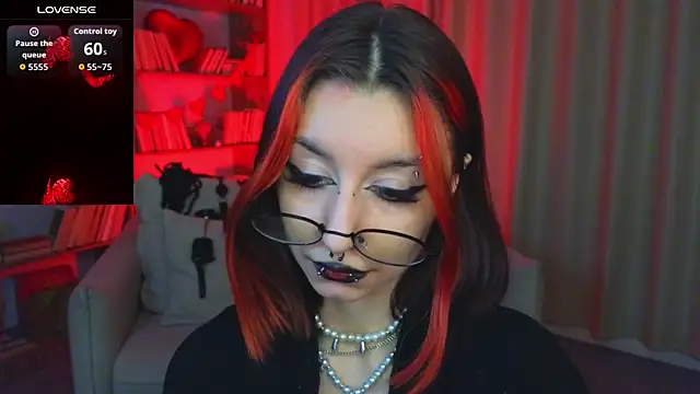 Snapshot of Mistress__Marcelline chatting on 02.20.26 Mistress Marcelline online show from 02.20.26