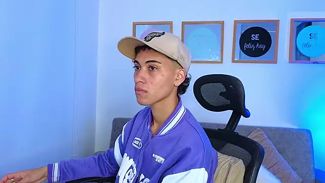 yulian vasquez online show from 09.11.25