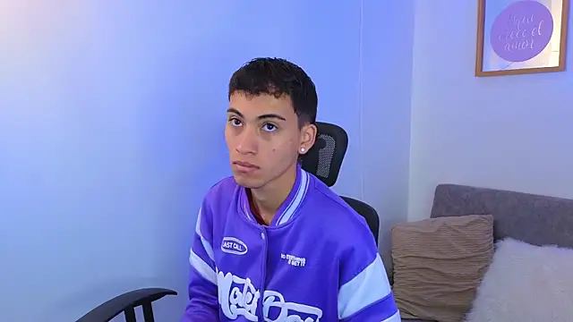 yulian vasquez online show from 09.26.25