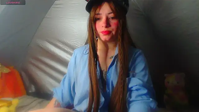 Snapshot of Mitsuha_gate chatting on 05.13.26 Mitsuha gate online show from 05.13.26