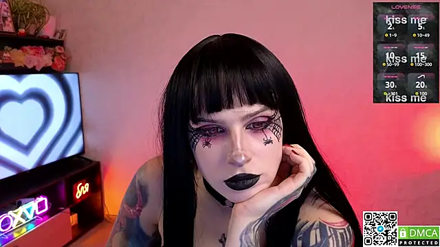 Arya deepthroat queen online show from 10.31.25