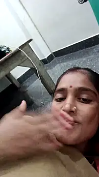 Guriya0076 online show from 09.08.25