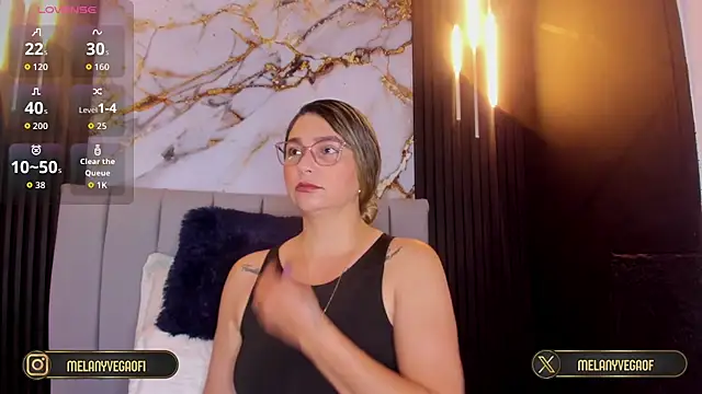 MelanyVegas online show from 09.25.25