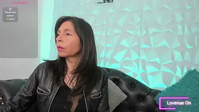 SabinaDeluxe cg online show from 10.21.25