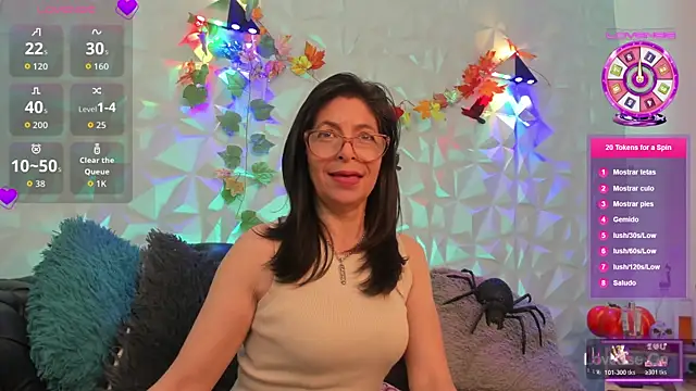 SabinaDeluxe cg online show from 10.29.25