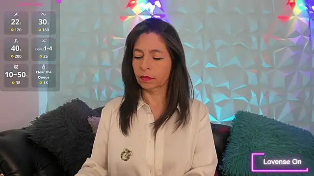 SabinaDeluxe cg online show from 12.16.25