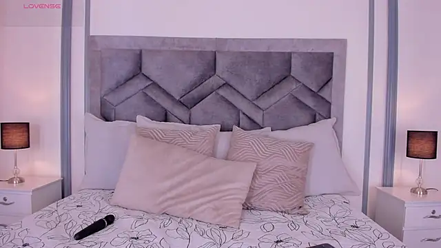 lucianacohelo online show from 09.17.25