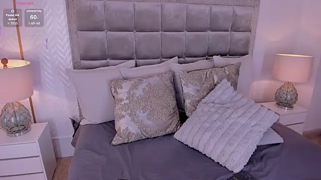 lucianacohelo online show from 11.04.25