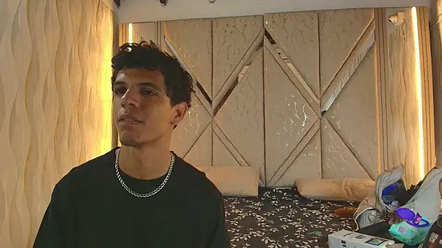 Hotcouple 222 online show from 02.19.26