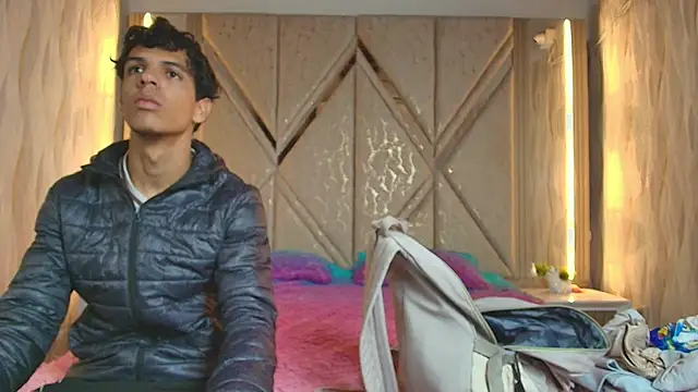 Hotcouple 222 online show from 02.26.26