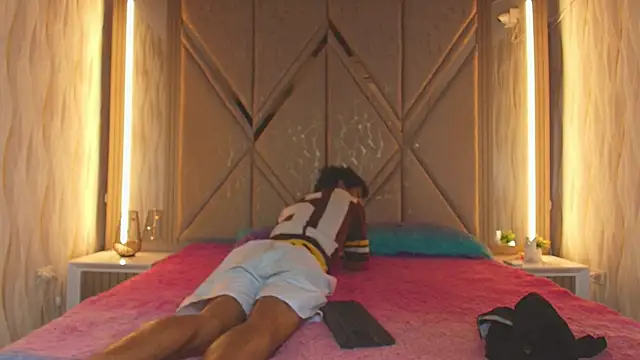 Hotcouple 222 online show from 03.06.26