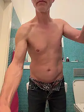 SexyLeon8 online show from 05.08.26