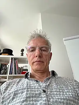 SexyLeon8 online show from 05.10.26