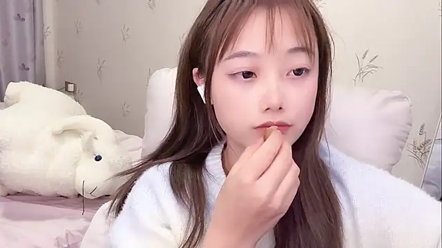 Snapshot of puppy-999 chatting on 04.23.26 puppy-999 online show from 04.23.26