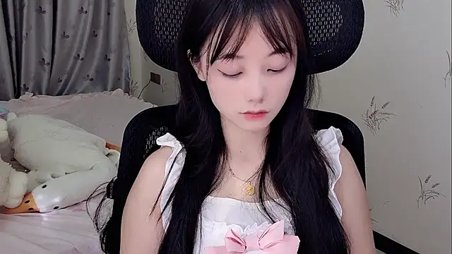 Snapshot of puppy-999 chatting on 06.06.26 puppy-999 online show from 06.06.26